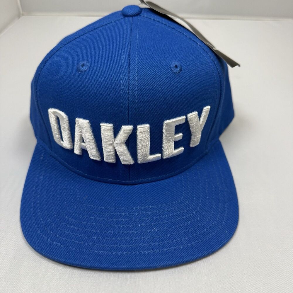 Oakley Ozone Snapback Cap Blue White Embroidered Logo Adjustable Hat NWT